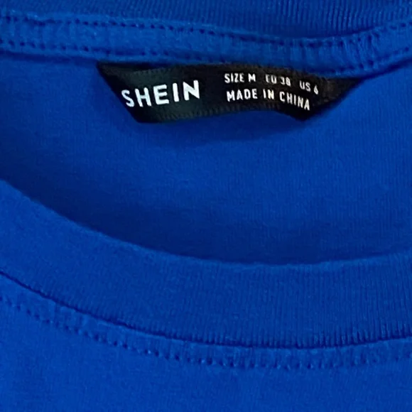 SHEIN Royal Blue Tee with Leopard Heart Graphic - Picture 3 of 3